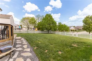 2014 Clearstream Way, Englewood, OH 45322 - Photo 10