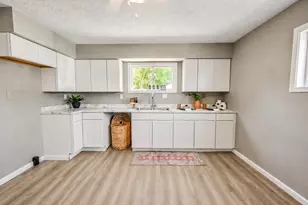 2761 Middle Urbana Rd, Springfield, OH 45503 - Photo 10