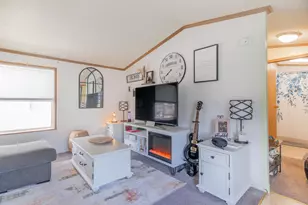 1065 Hazel Nut Ln, Sidney, OH 45365 - Photo 8