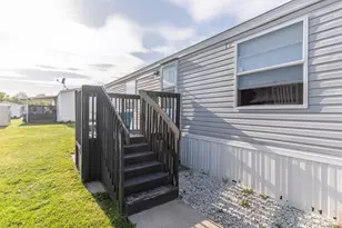 1065 Hazel Nut Ln, Sidney, OH 45365 - Photo 6
