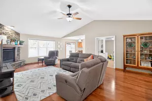 570 E Hoewisher Rd, Sidney, OH 45365 - Photo 8