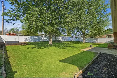 833 Glyncrest Drive, Wapakoneta, OH 45895 - Photo 34