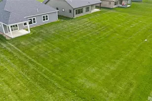 2183 Emerson Wy, Troy, OH 45373 - Photo 8