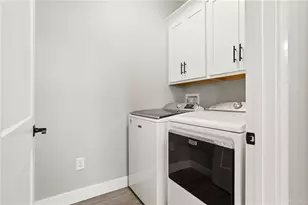 2183 Emerson Wy, Troy, OH 45373 - Photo 36