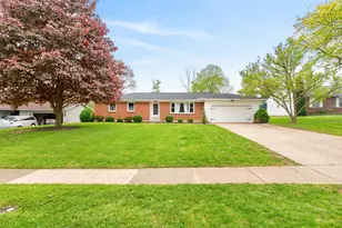 431 E Pinehurst St, Sidney, OH 45365 - Photo 2