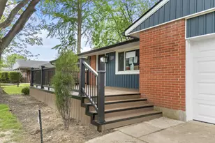 4855 Arrowhead Dr, Dayton, OH 45440 - Photo 4