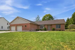 1269 Stephenson Dr, Troy, OH 45373 - Photo 2