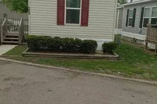 125 Blackberry Rd, Dayton, OH 45431 - Photo 2