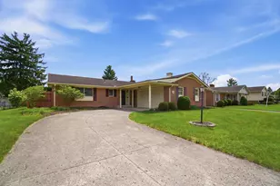 2516 Rebecca Dr, Springfield, OH 45503 - Photo 8
