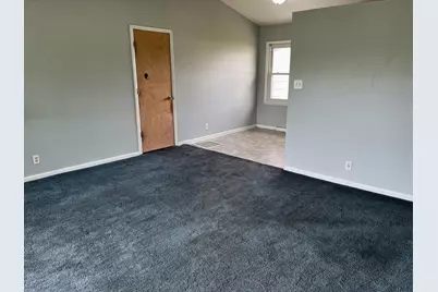 1002 Middle Street, Wapakoneta, OH 45895 - Photo 6