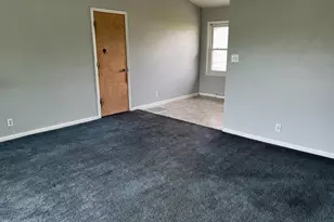 1002 Middle St, Wapakoneta, OH 45895 - Photo 6