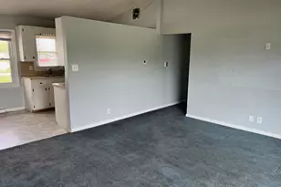 1002 Middle St, Wapakoneta, OH 45895 - Photo 8