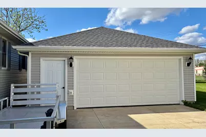 1010 W Auglaize Street, Wapakoneta, OH 45895 - Photo 18