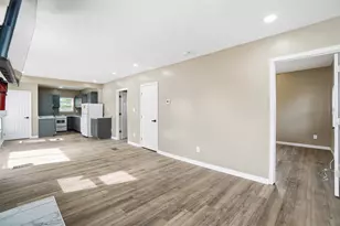 312 E Maplewood Ave, Dayton, OH 45405 - Photo 6