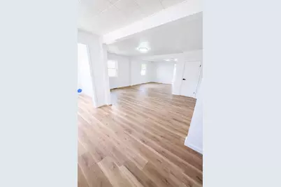 409 Gibbs Avenue, Wapakoneta, OH 45895 - Photo 6