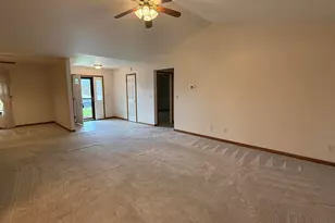 1507 Hara Ln, Saint Marys, OH 45885 - Photo 2