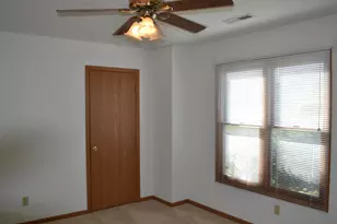 5866 Oldham Dr, Springfield, OH 45503 - Photo 2
