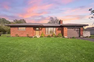 5406 Springfield Jamestown Rd, Springfield, OH 45502 - Photo 1