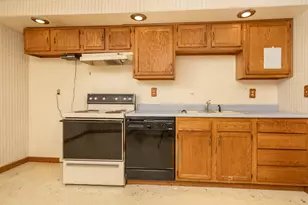 281 Fairway Dr, Fairborn, OH 45324 - Photo 12