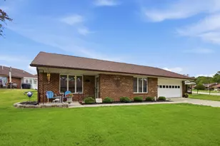 3113 E Brixton Dr, Springfield, OH 45503 - Photo 2