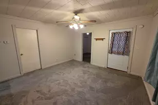 1030 Hendricks Ave, Saint Marys, OH 45885 - Photo 4