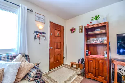 203 W Boitnott Drive, Englewood, OH 45322 - Photo 6
