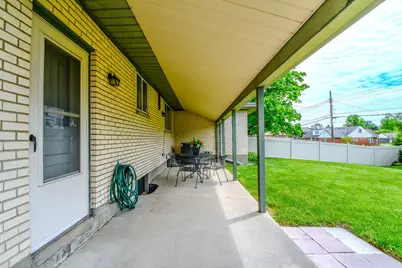 1404 Pinecrest Drive, Dayton, OH 45414 - Photo 32
