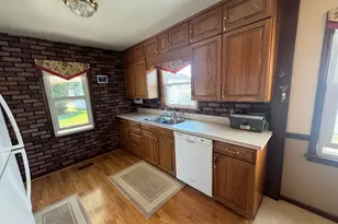 223 N Leblond St, Celina, OH 45822 - Photo 4