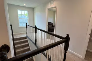 137 Mariner Dr, Fairborn, OH 45324 - Photo 8