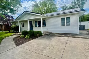 613 Fairview Dr, Coldwater, OH 45828 - Photo 2