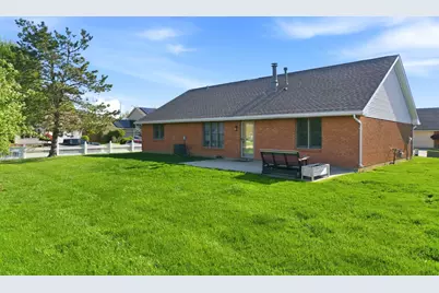 5831 Winfield Drive, Springfield, OH 45503 - Photo 26
