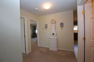 943 E Lawn Ave, Urbana, OH 43078 - Photo 8
