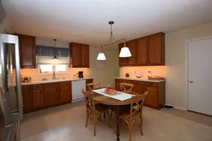 943 E Lawn Ave, Urbana, OH 43078 - Photo 6