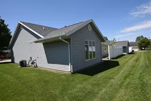 943 E Lawn Ave, Urbana, OH 43078 - Photo 26