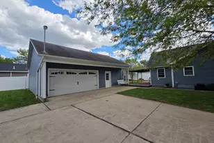122 Foch St, Celina, OH 45822 - Photo 8