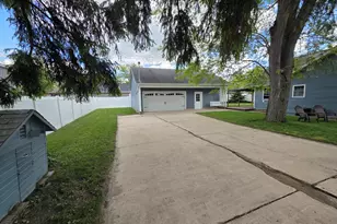 122 Foch St, Celina, OH 45822 - Photo 4