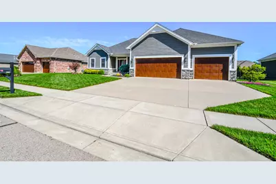 2313 Larkspur Drive, Troy, OH 45373 - Photo 4