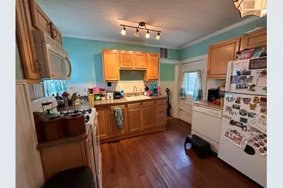 221 N Hayes Street, Bellefontaine, OH 43311 - Photo 12