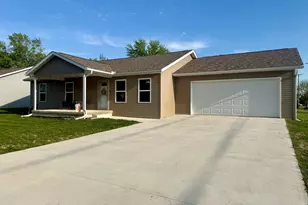 210 N Pike St, Anna, OH 45302 - Photo 2