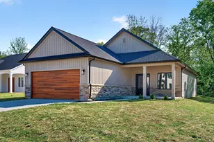1766 Northpoint Ln, Springfield, OH 45503 - Photo 2