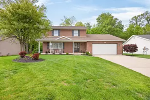 564 Foxcross Dr, Sidney, OH 45365 - Photo 2