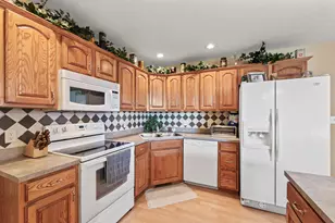 2317 Kiowa Ct, Piqua, OH 45356 - Photo 10
