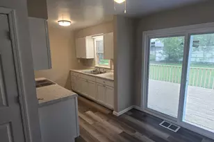 622 Maple St, Celina, OH 45822 - Photo 6