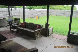 810 Bayberry Dr, New Carlisle, OH 45344 - Photo 36