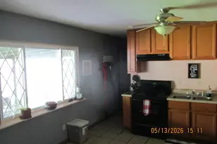 810 Bayberry Dr, New Carlisle, OH 45344 - Photo 6
