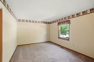 1706 Edith Marie Dr, Dayton, OH 45431 - Photo 32