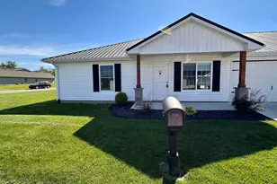 1611 Irene Dr, Bellefontaine, OH 43311 - Photo 1