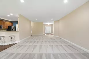 1952 Barnhart Rd, Troy, OH 45373 - Photo 16