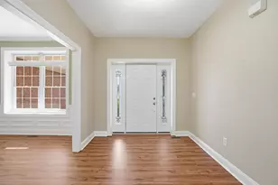 1952 Barnhart Rd, Troy, OH 45373 - Photo 8