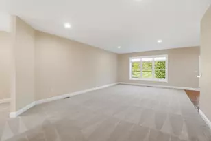 1952 Barnhart Rd, Troy, OH 45373 - Photo 12